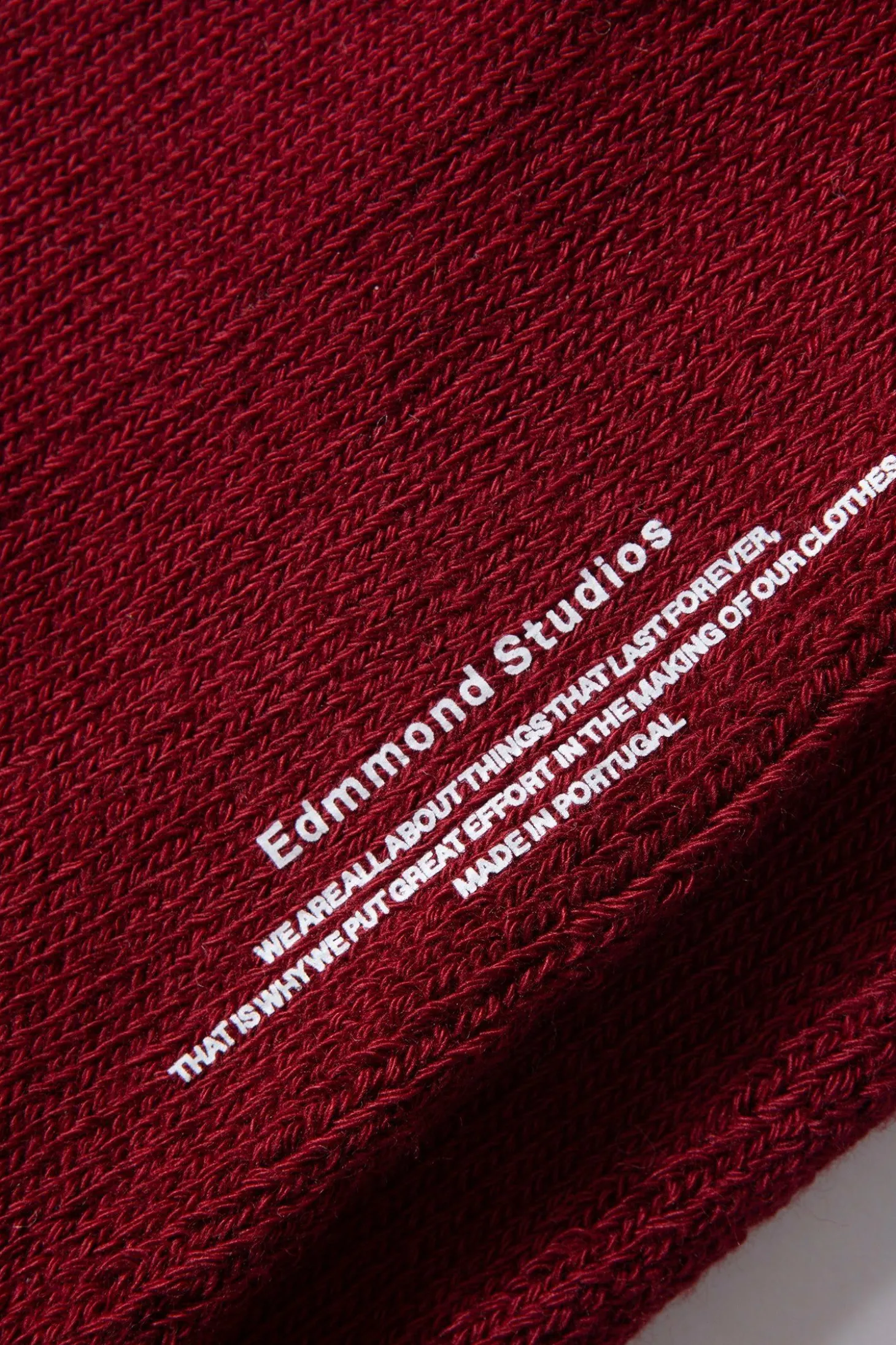 Duck Socks Plain Bordeaux | Edmmond Studios Store